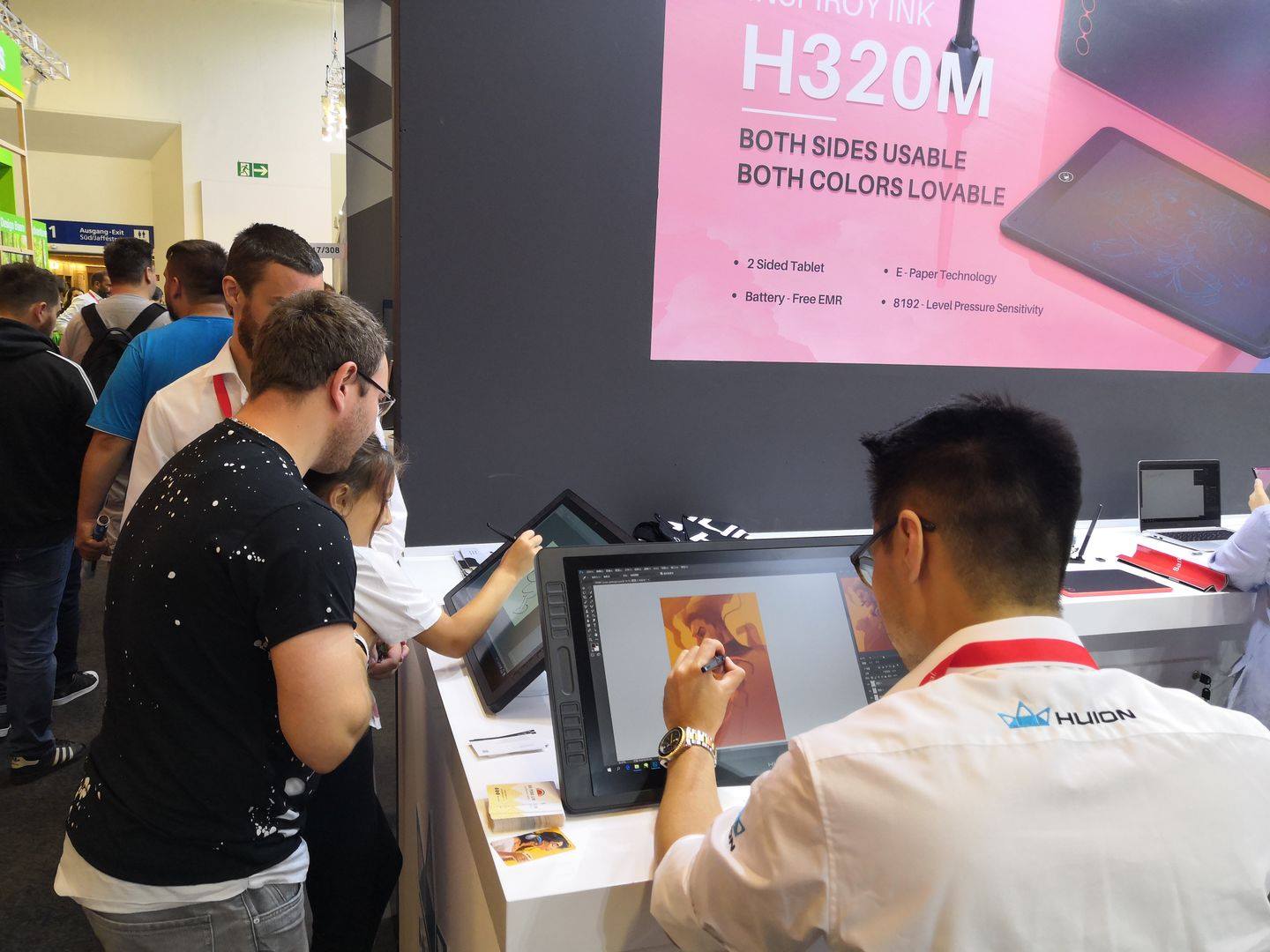 We had a great day here in #ifa2019! Our special guest Bofeng Lin is doing great! Come and check us out at HALL17-307 :) 