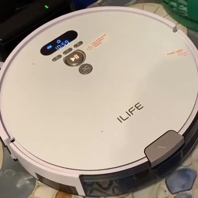 Let ILIFE robot do the cleaning work for you. 😁