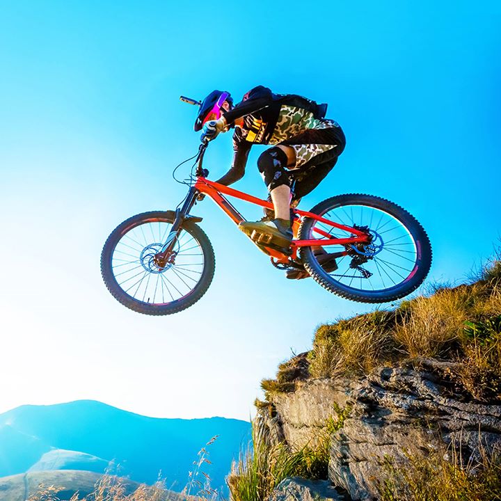 🚵‍♀️ The #Insta360 ONE X gives super smooth video, no matter the environment.