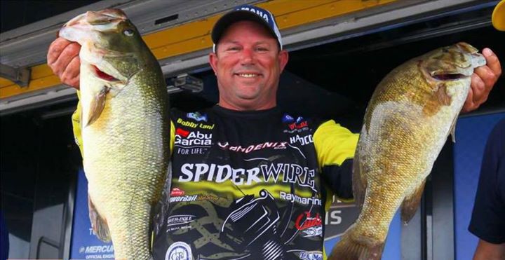 Abu Garcia Pros Bobby Lane and Pro Angler John Cox had exceptional performances this weekend on Lake Champlain, with 3rd and 11th place finishes in the Bass Pro Shops Eastern Open #3. Well done. 