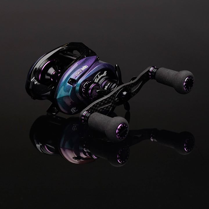 The new Revo® Ike series reels feature unmistakable cosmetics designed by Mike Iaconelli himself. 