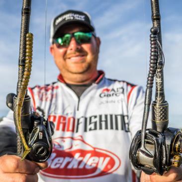 What was Abu Garcia Pro Angler John Cox's setup throughout the FLW tournament on Lake Toho last weekend? The Revo Premier Low Profile reel paired with the Fantasista Premier Casting rod. Get them both at your fishing tackle retailer or shop on abugarcia.com! 