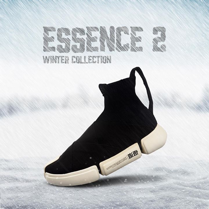 Sock like design, Mono yarn and cross strap makes these new shoes from Li-Ning Uber cool!!! ESSENCE 2 - debut at New York Fashion Week in 2018. 