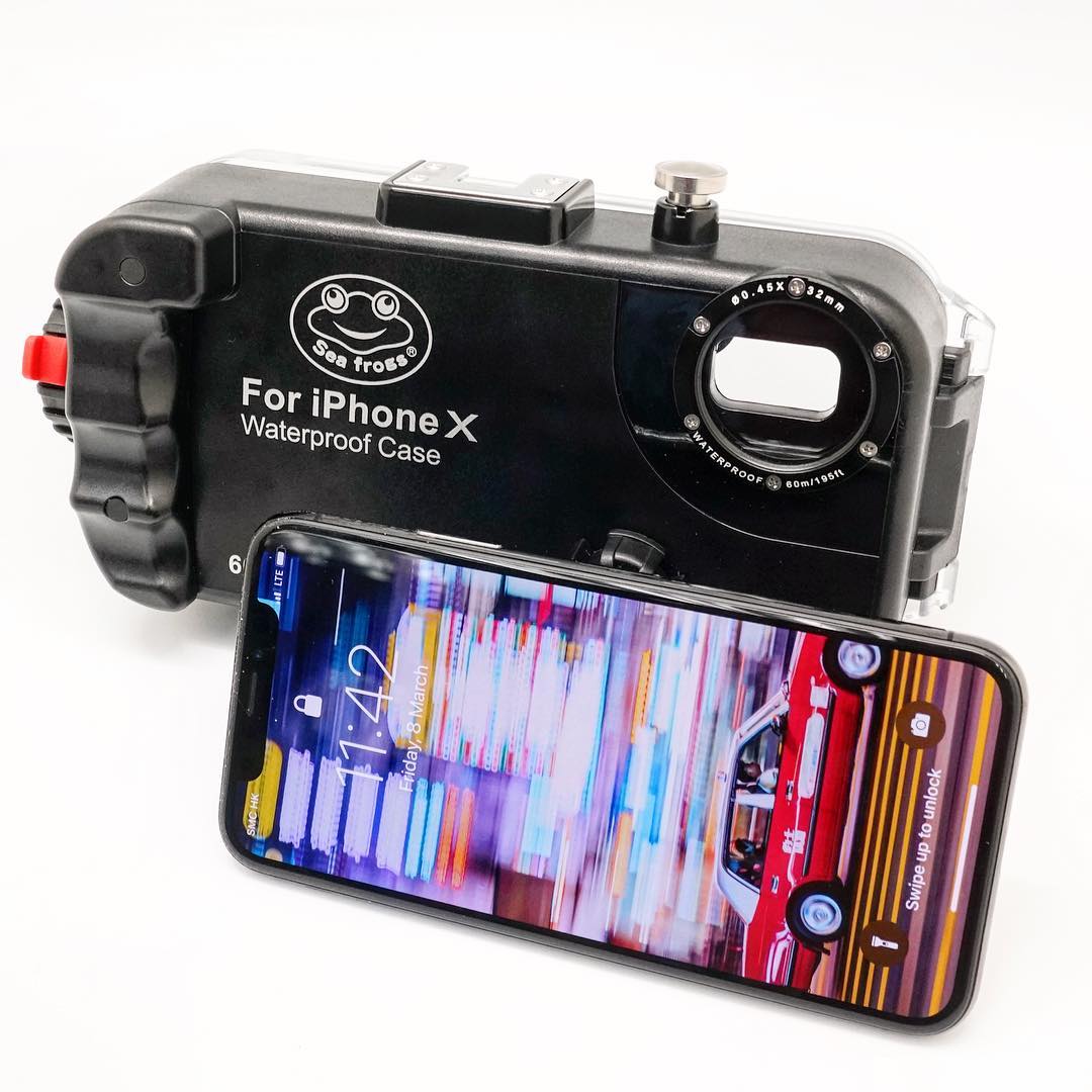 Underwater Housing for iPhone X / iPhone Xs from SeaFrogs.com.hk  Prices start from 95 US$ at www.meikon.com.hk and www.seafrogs.hk