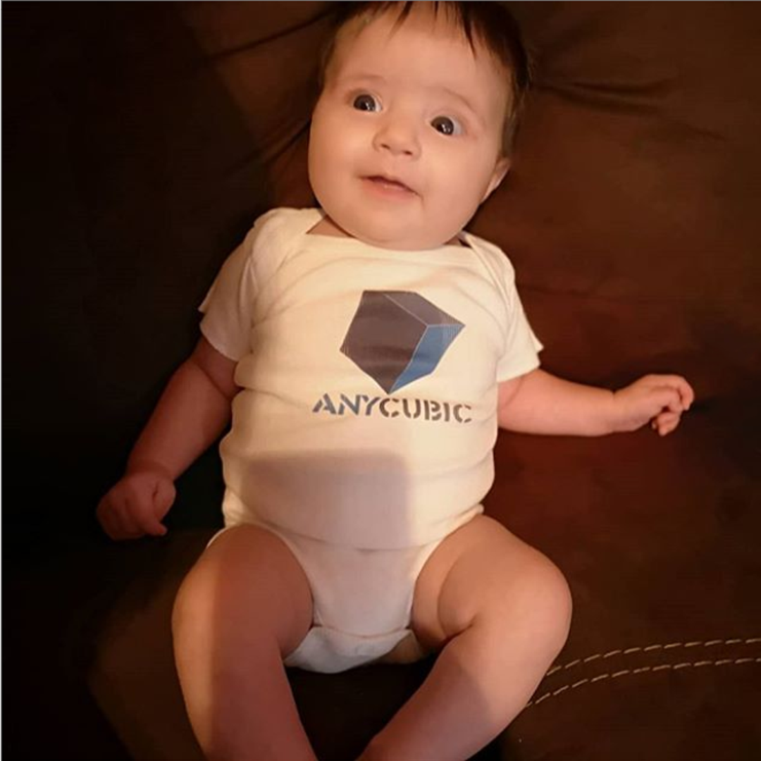 New shirt print for my baby. Babies like anycubic too.