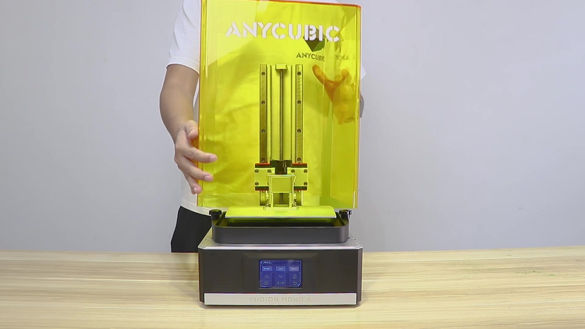 Anycubic prepared an unboxing video for Photon Mono X which has a large build area for your 3D-printed creations:192mm(L）*120mm(W）*245mm（H)