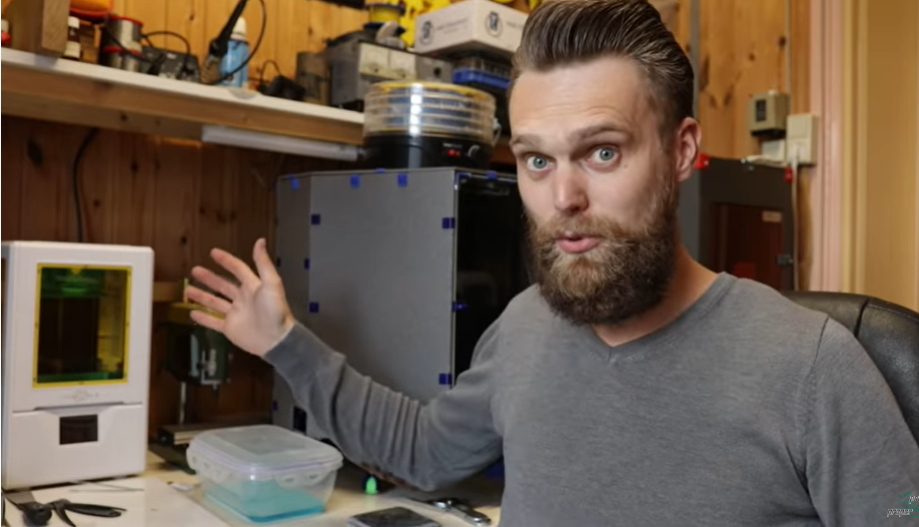 Share out a video about the process of making a custom connector, it's printed with the @anycubicofficial Anycubic Photon S.