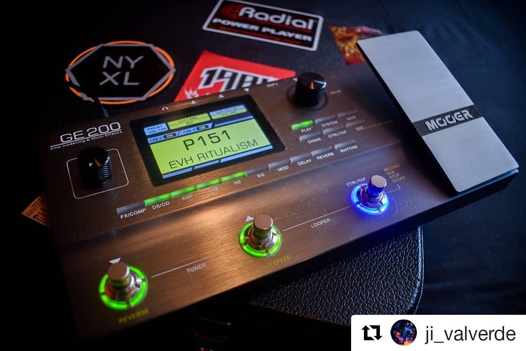 We hope everyone keeps the pics coming and welcome to our world Jose! Have a great weekend. #mooer #mooeraudio #ge200 #digital #multieffects #synth #stompboxes #guitar #guitarra #Repost @ji_valverde (@get_repost)...