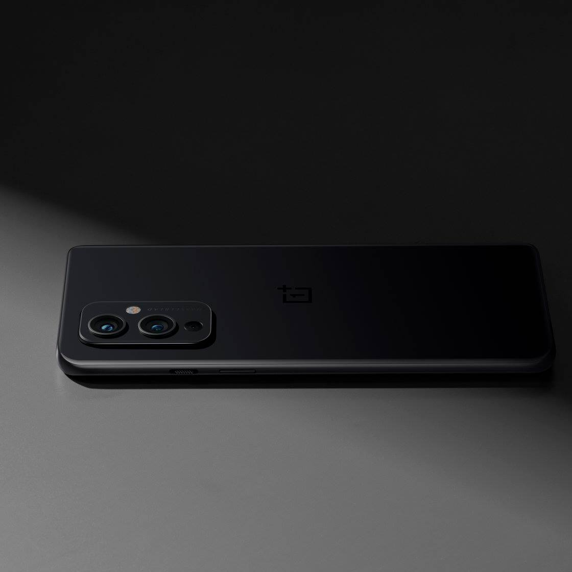 Astral Black. Stellar performance. #OnePlus9