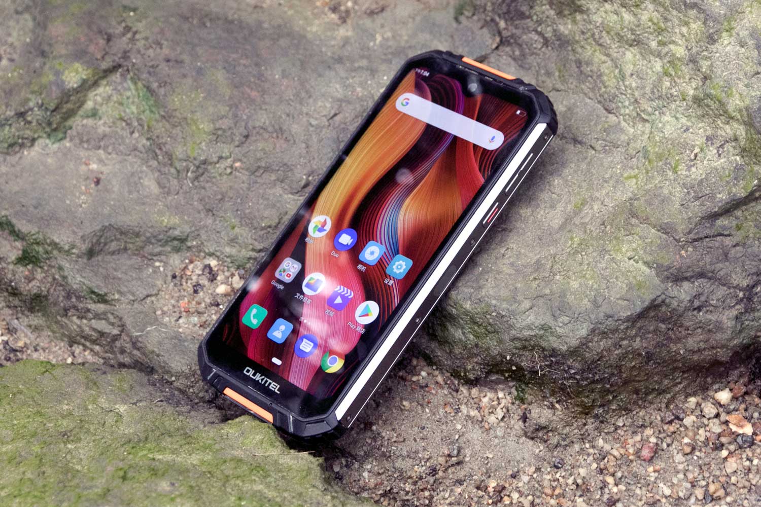 #OukitelWP6 combined with Corning glass and TPI into a ideal device going through all tough challenges.🤩