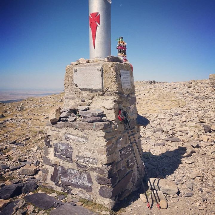 Hasta la cima y más allá 😁 | @cnavas303 en el parque natural Mocayo