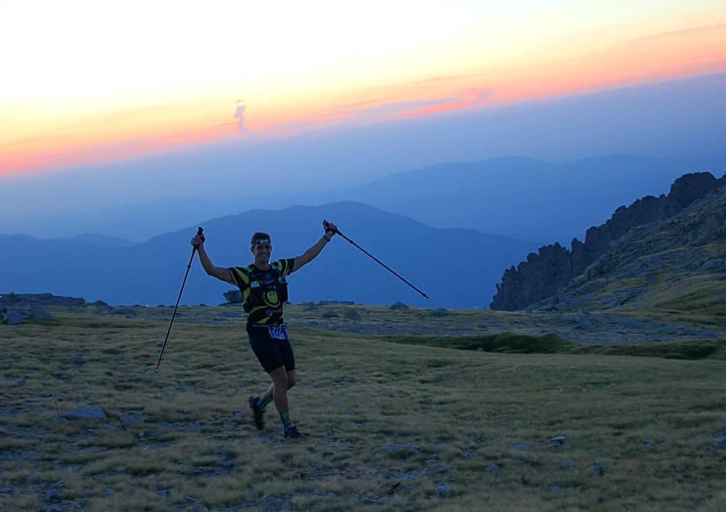 Sonrisa puesta siempre a pesar del sufrimiento 😀 | @santiaguni en Ultra Trail de Gredos