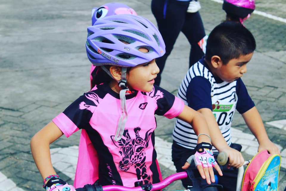 Are you having trouble to look up children's cycling apparel for your kids?😔