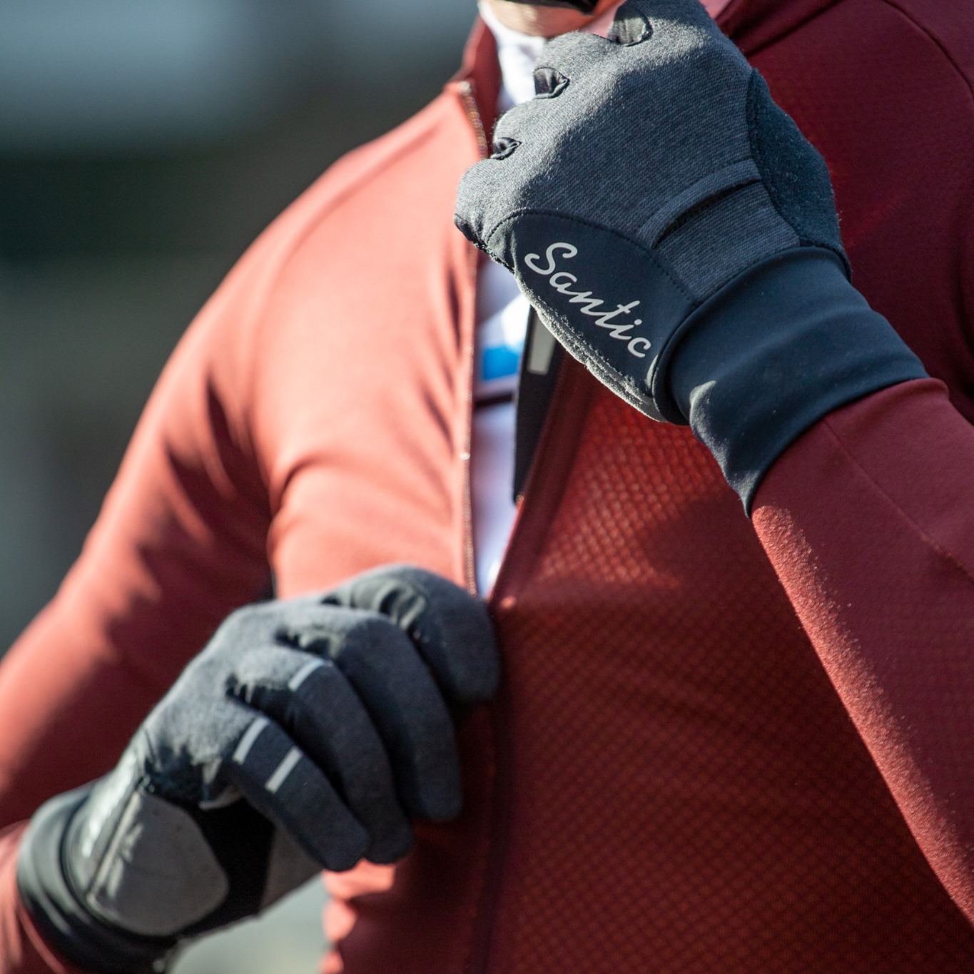 Do you want a warm glove in winter ride to protect the hand?