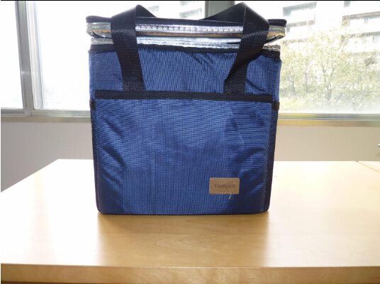 Lid top dual-zipper padded main compartment with fully insulated walls and waterproof taped zipper seam keeps the food or beverage hot/cold for hours! #TOMSHOO Large Capacity Insulated Lunch Bag is great for each season. www.tomtop.com