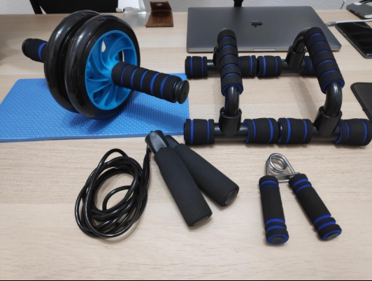 #TOMSHOO 5-In-1 Fitness Workout AB Wheel Roller Kit can turn your home or office into your gym.