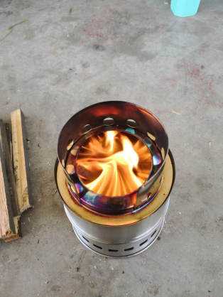 #TOMSHOO Portable Folding Windproof Stainless Steel Stove is easy to set up.