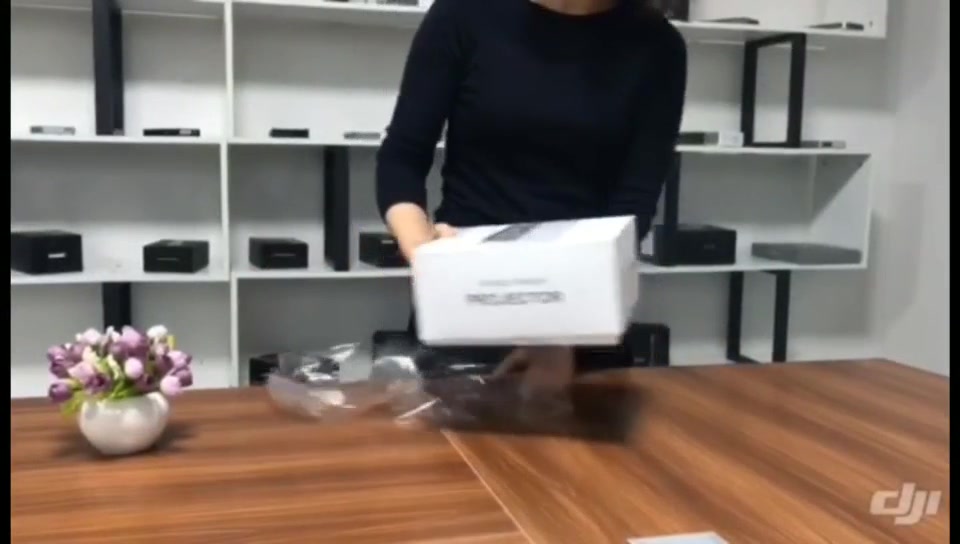 K1 Android 7.1 Smart DLP Projector Lets see what is inside the box?