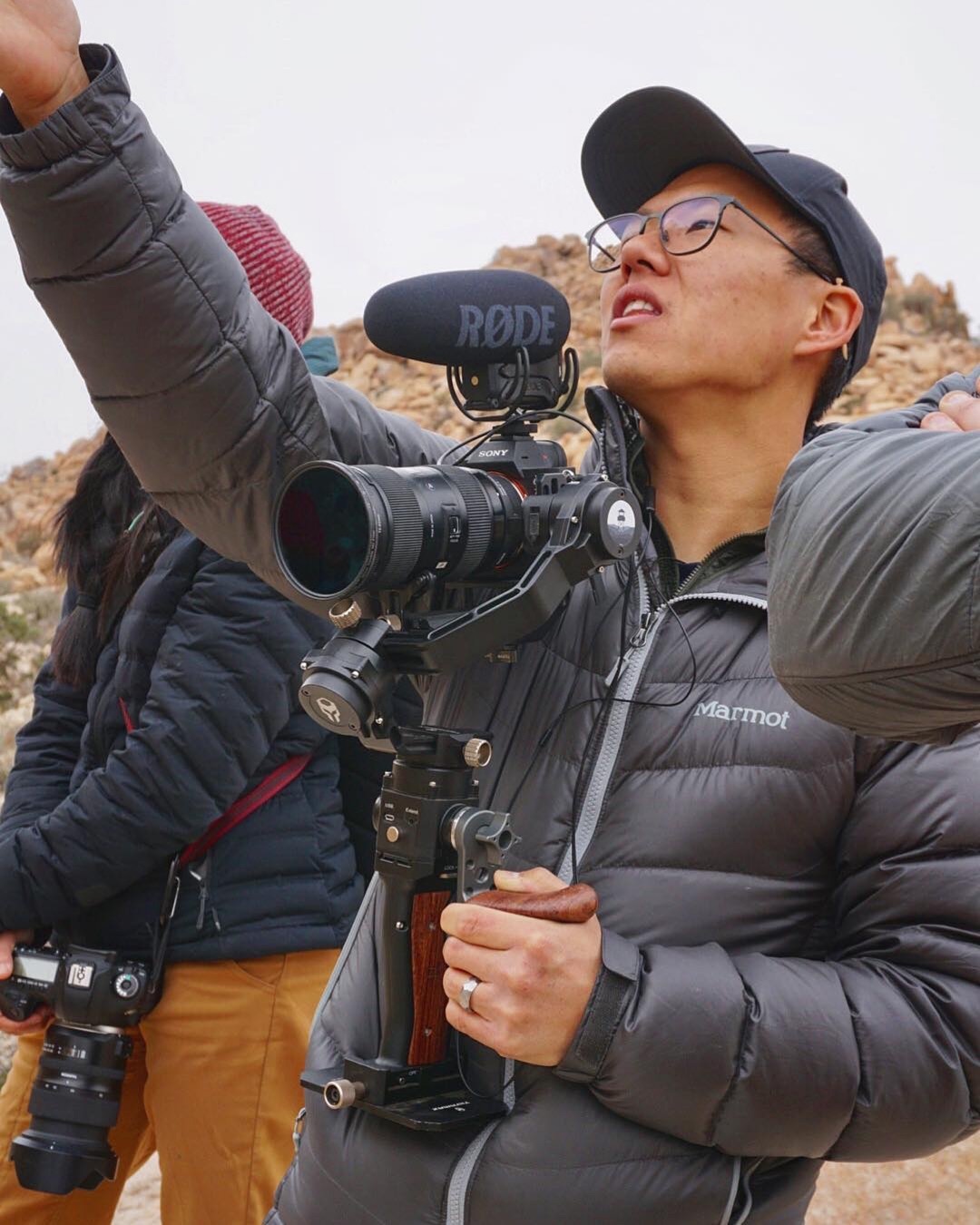 Behind the scenes runnin’ & gunnin’ with the Tilta G2X @jonathan_jp_park in Joshua Tree National Park.