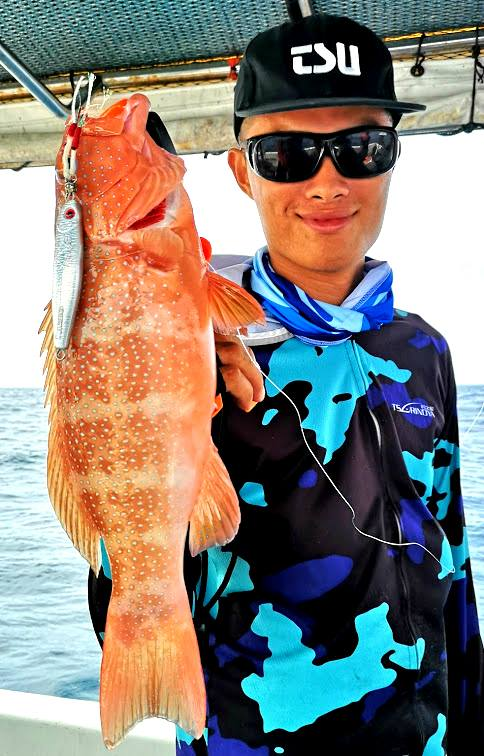 Red Grouper Kemaman Frenzy, Strike On Unifish/Minifish Jig 100G!! Rod: Trulinoya Phantom SlowJigging Rod PE1.5 *Spiral Guides