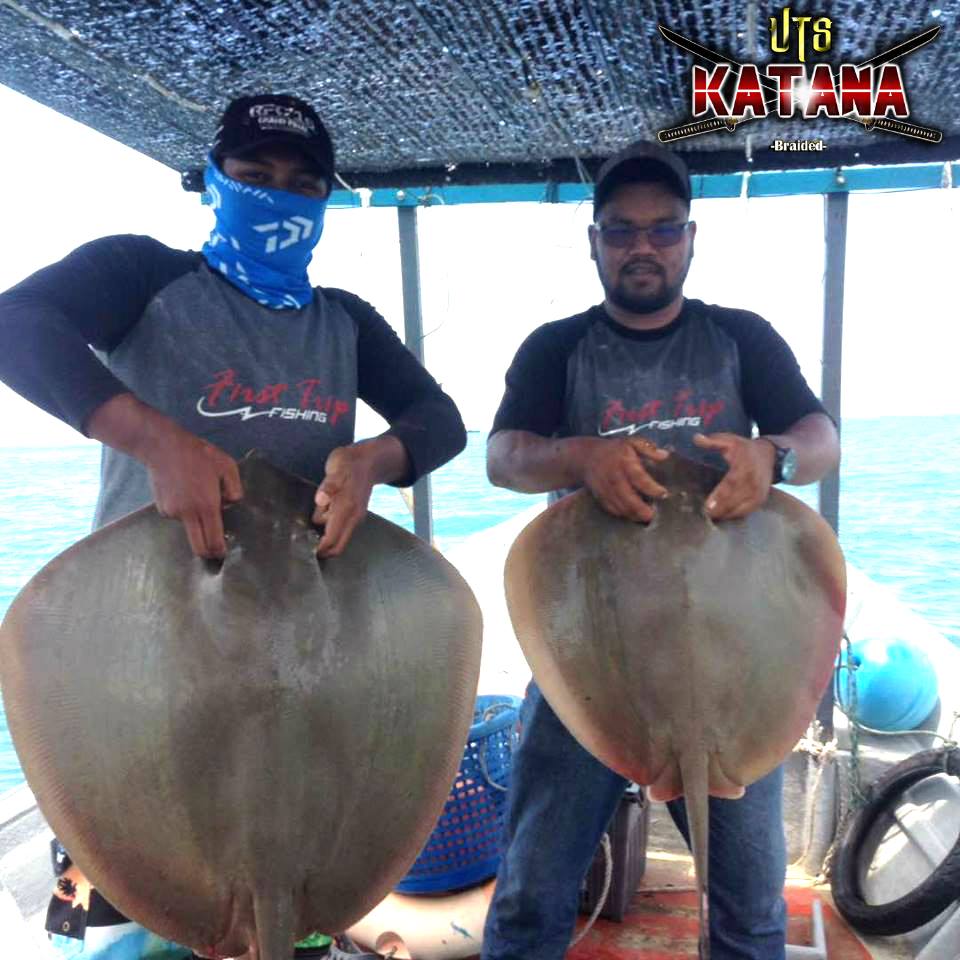 Tahniah matdu aka(adik) berjaya naik kan pari seberat 10kg dengan menguna kn rod PE0.6-1.5; Mainline  #UtsKatana 10LB!!!