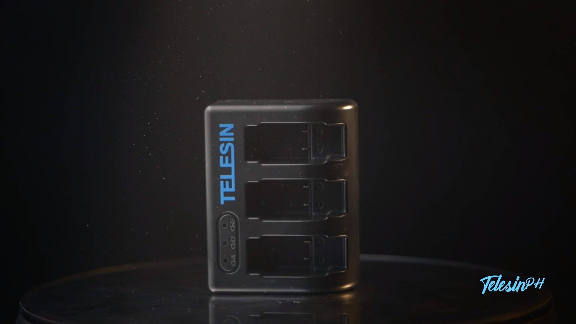 Telesin Charging Kit is your charger on-the-go for your GoPro Hero 5, Hero 6, Hero 7 cameras. It can hold and charge 3 batteries at the same time. Designed to be compact, small in size and light in weight which is easy to carry around for your outings.  Watch full HD here: www.tomtop.com Lazada: www.tomtop.com