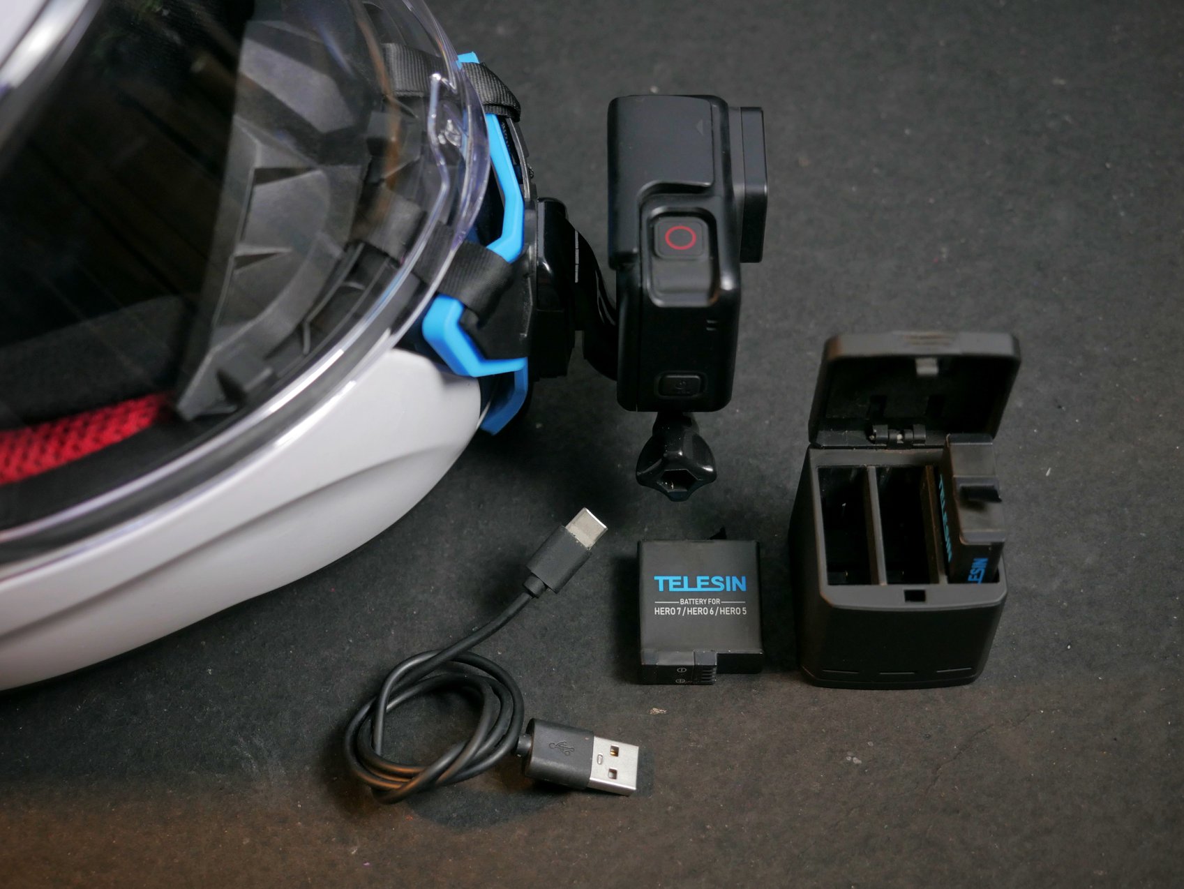 My humble motorvlogging set up. Telesin Charging Box with batteries + Telesin Chin Mount strap on GPH 7 camera mount on helmet - JCUTMOTO Seize the #teledventure moment using your Telesin gears and share your awesome shots at info@telesinphilippines.com and be featured!