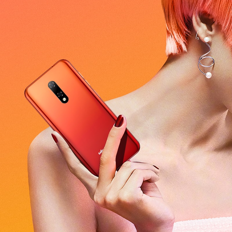 Ulefone Note 8P is a fabulous looking phone, slim body with dazzling colors. Available in amber orange, midnight green, and space black. Which color is your favorite?