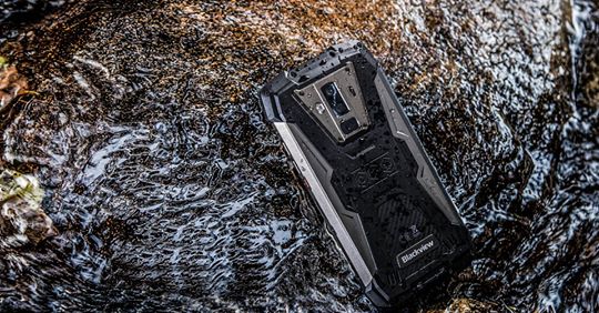 Wondering taking your phone to the beach and taking beautiful pictures under the water? You definitely need this phone! #BV9700Pro 🤩