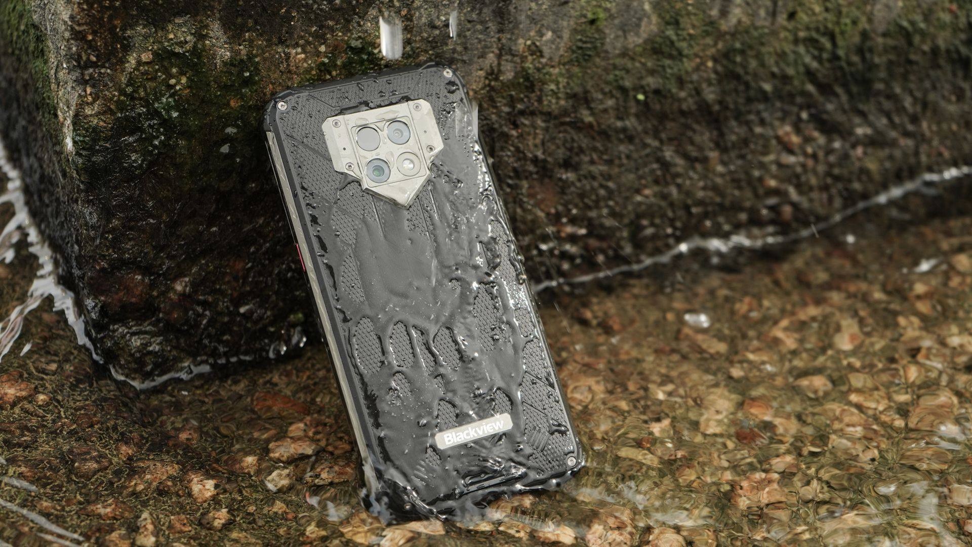 Water is never an enemy of #Blackview #BV9800 #BV9800Pro rugged phone, but a playmate.😜