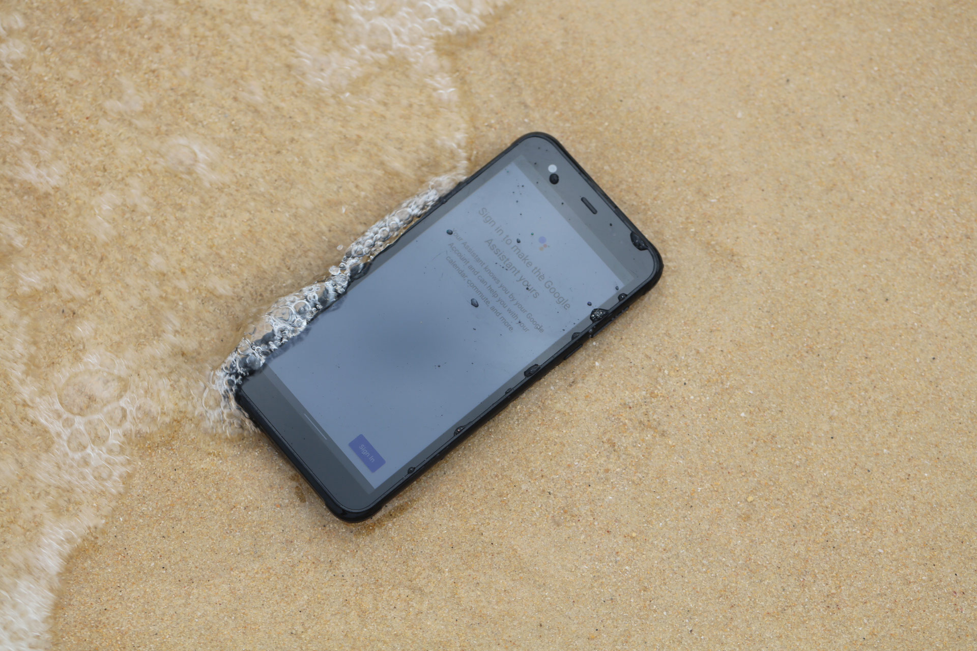 Don’t settle for a splash proof phone, when you can have a truly waterproof one. Upcoming 5G rugged phone 👉 www.tomtop.com