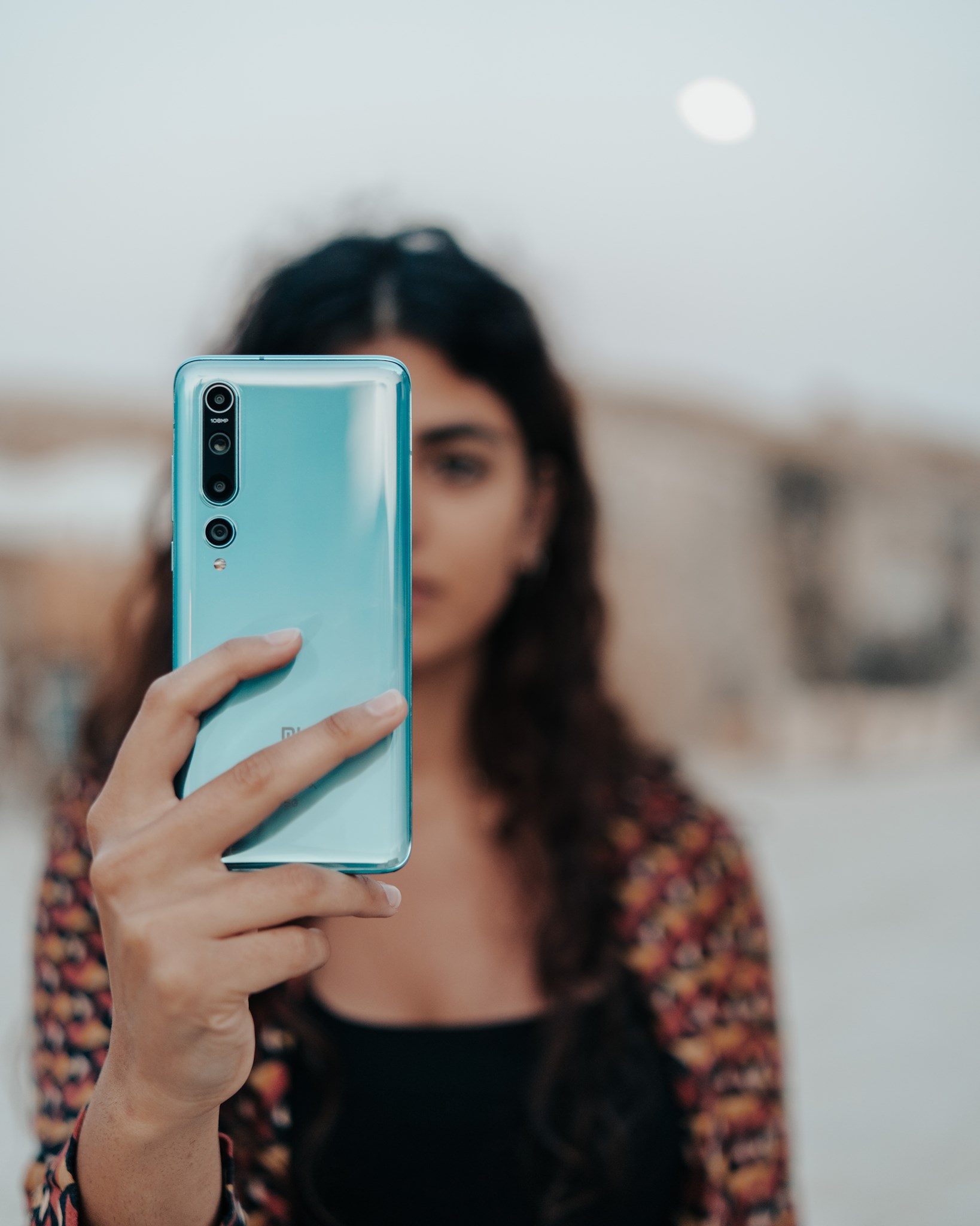 What are your favorite moments of this summer so far? Hold on to all your vivid summer moments with the powerful camera system of #Mi10.  (Instagram @icarlocanna, @xiaomi.italia)