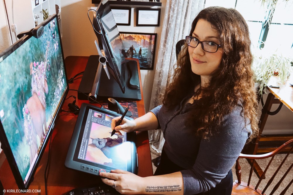 Recently, we've invited the illustrator and creator @kirileonard to make an interview video, with a tour of her #artstudio and she is going to talk about working as a fantasy artist! And also, you'll see how does she think of the Artist 15.6Pro.🤪