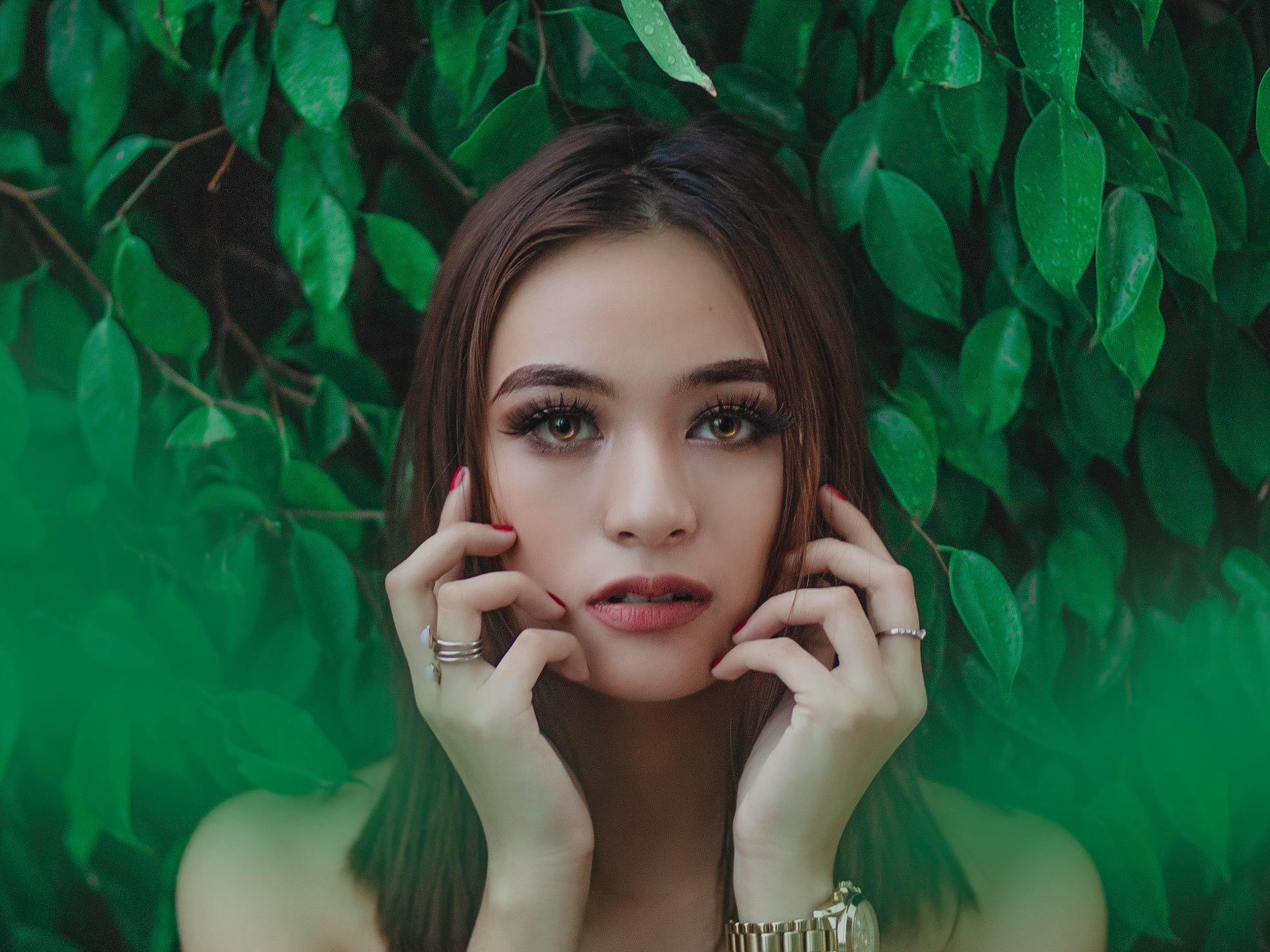 Green Day #green #greenbeauty #beauty #portrait #photoshoot #photography  #photographers #greenday #greenworld #yongnuo