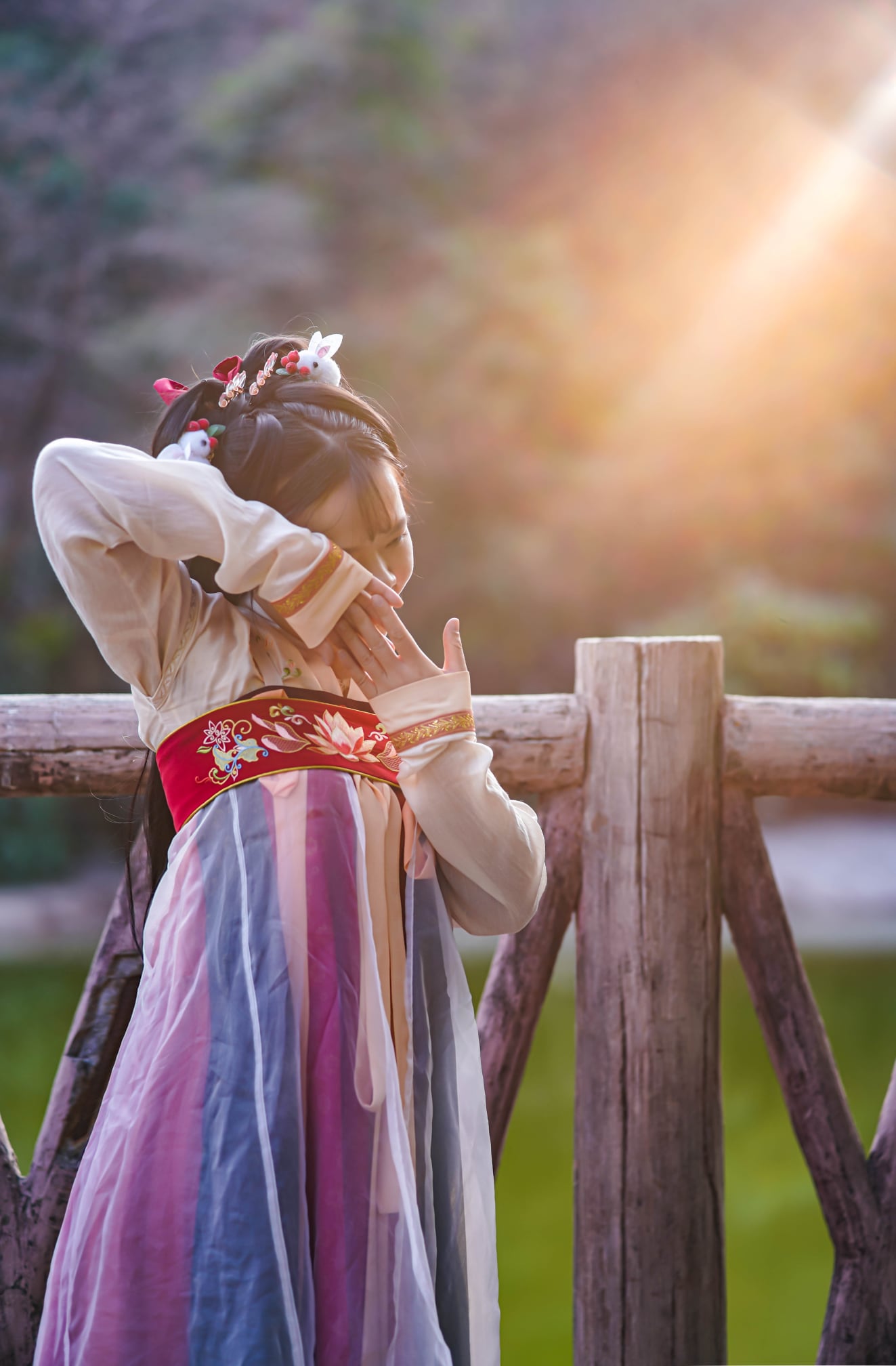 We took a set of photos for hanfu girl.