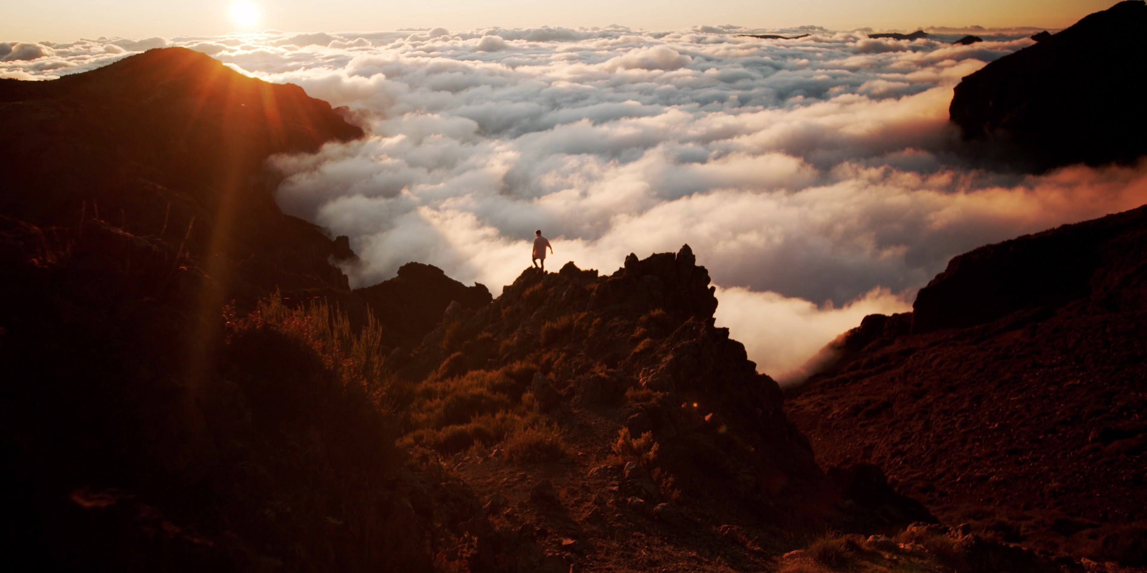 Above the Clouds with the Zhiyun Weebill S. 