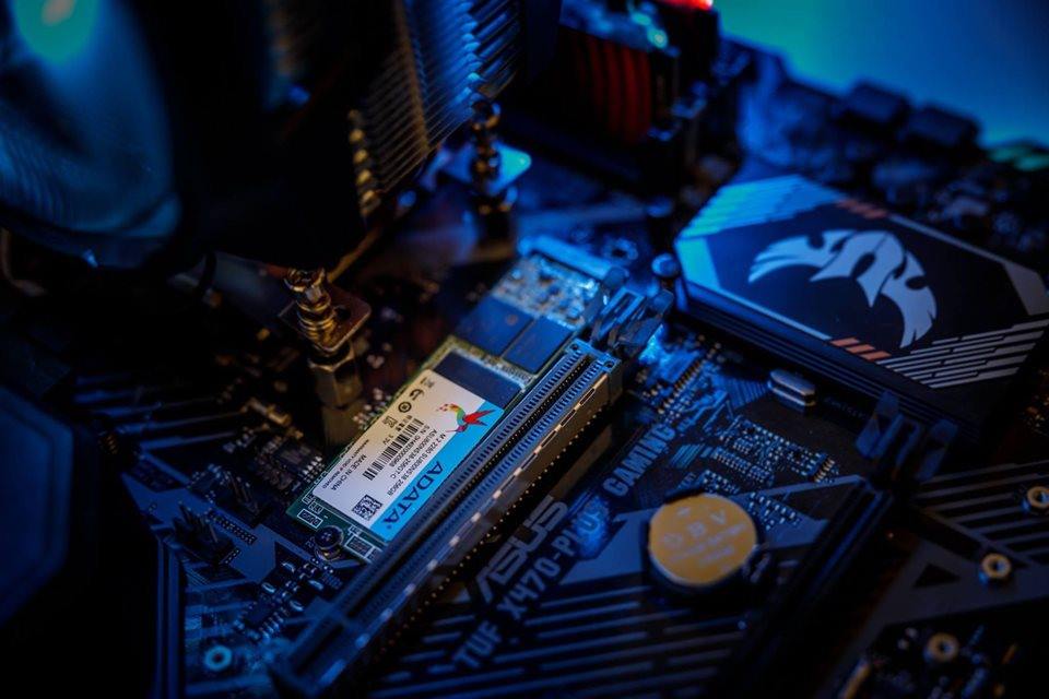 Mejora el rendimiento de tu PC! Disfruta de las capacidades y el excelente valor de ADATA SU800 SSD. #ADATABolivia...