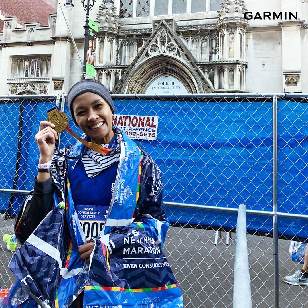 Congratulations Melanie Putria berhasil menamatkan ke-5 dari 6 World Marathon Majors di New York City Marathon #TCSNYCMarathon  We're so proud of you!!  #GarminID...