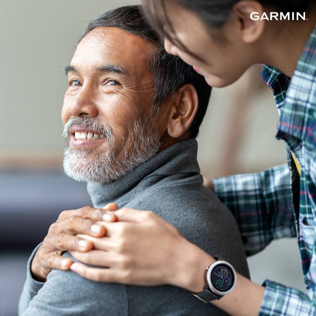 Sudah luangkan waktu untuk sang pahlawan pertama dalam hidup kamu? Mari berikan yang terbaik untuk sang ayah di hari yang spesial ini. Selamat Hari Ayah tahun 2018 semuanya! #GarminID