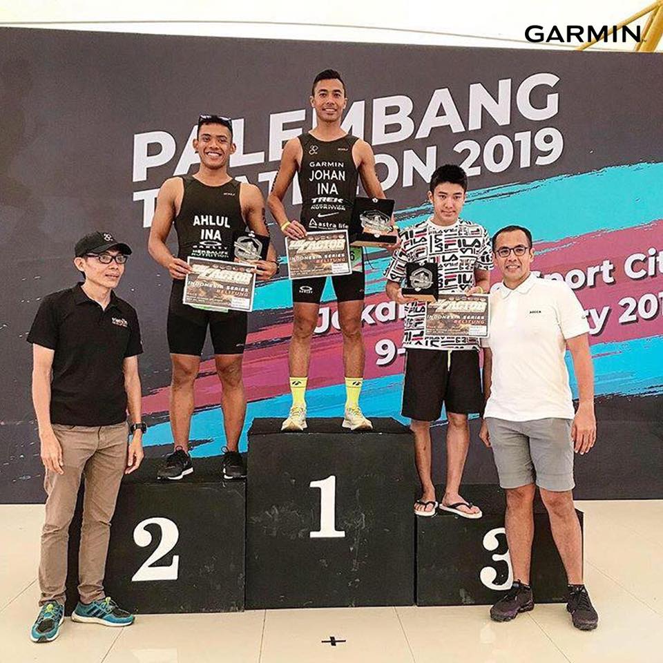 Congratulations untuk #AnakGarmin kita @jauharijohan yang berhasil berdiri di juara 1 double podium di Sprint Distance dan Mixed Relay di @palembangtrialthon 2019. Ada #AnakGarmin lain yang ikut? Share di kolom komentar, ya! #GarminID...