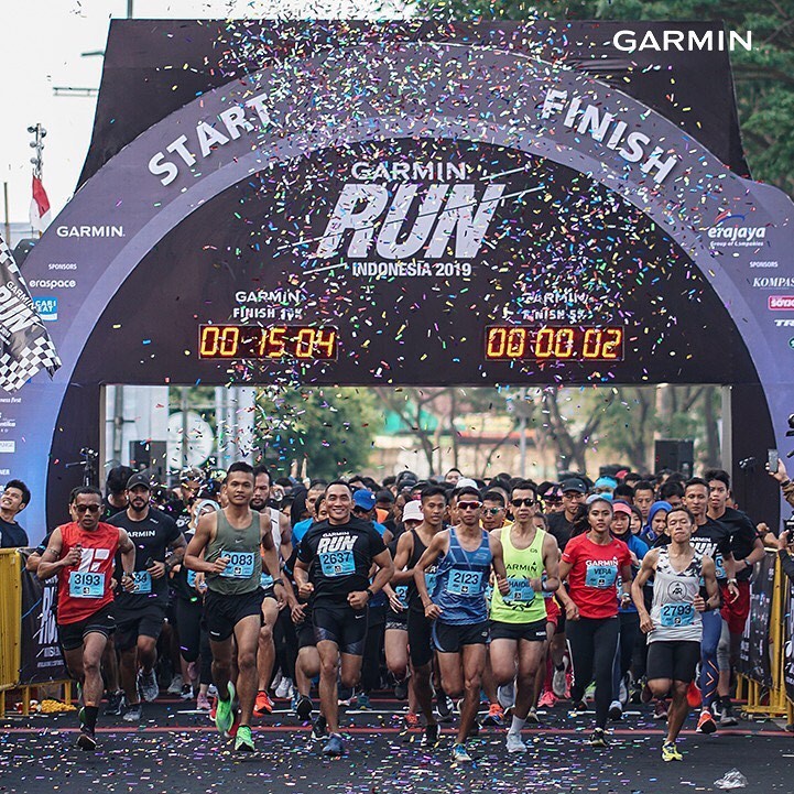 Acara #GarminRunIndonesia pertama kemarin pecah bangeet! Terima kasih #AnakGarmin yang kemarin udah ikut seru-seruan lari 5K dan 10K bareng di kawasan Bintaro Xchange Mall