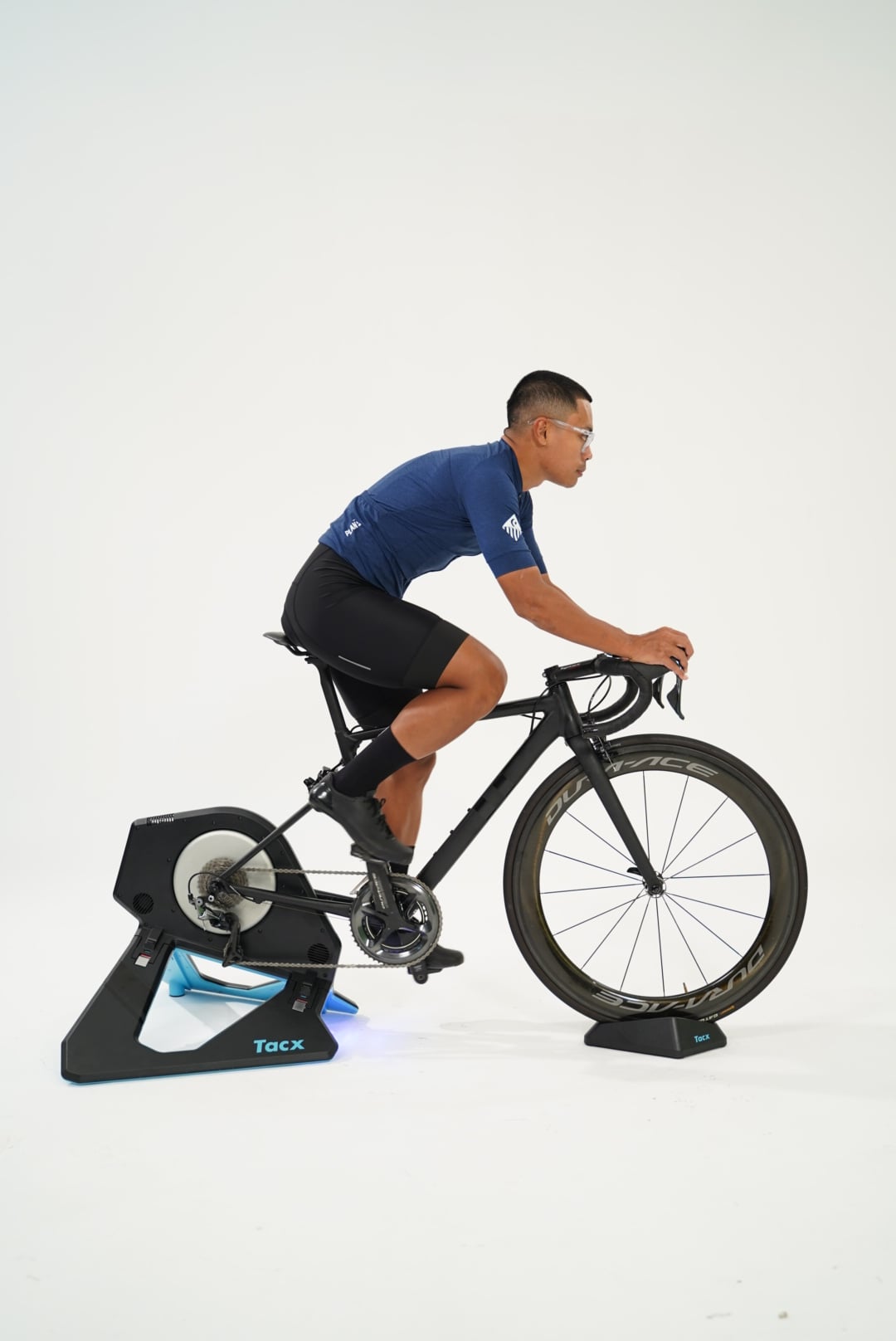 The iconic and progressive Tacx Neo 2T is optimized into an even quieter and more powerful Smart direct drive. The motor is redesigned in order to provide a better indoor cycling experience and ride feel, especially during climbs and sprints. Here are the locations you can get this smart trainer: 