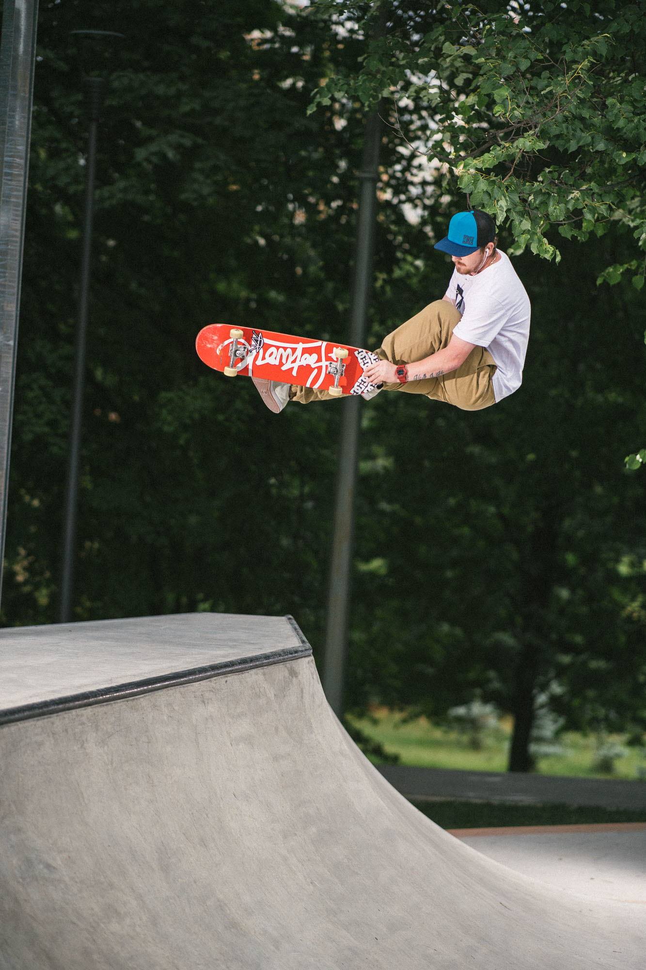 Wonderful Skateboarding shoot by Photographer Kirill Umrikhin using Godox AD600pro.