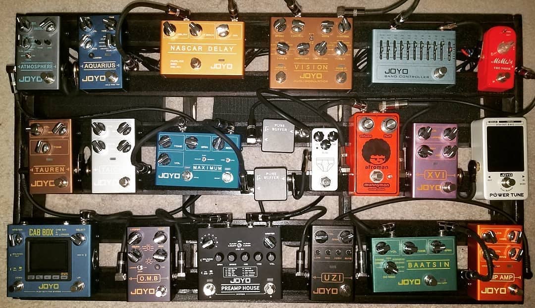 This is probably the first user who collected all of our R-series guitar pedals. 😎😎😎