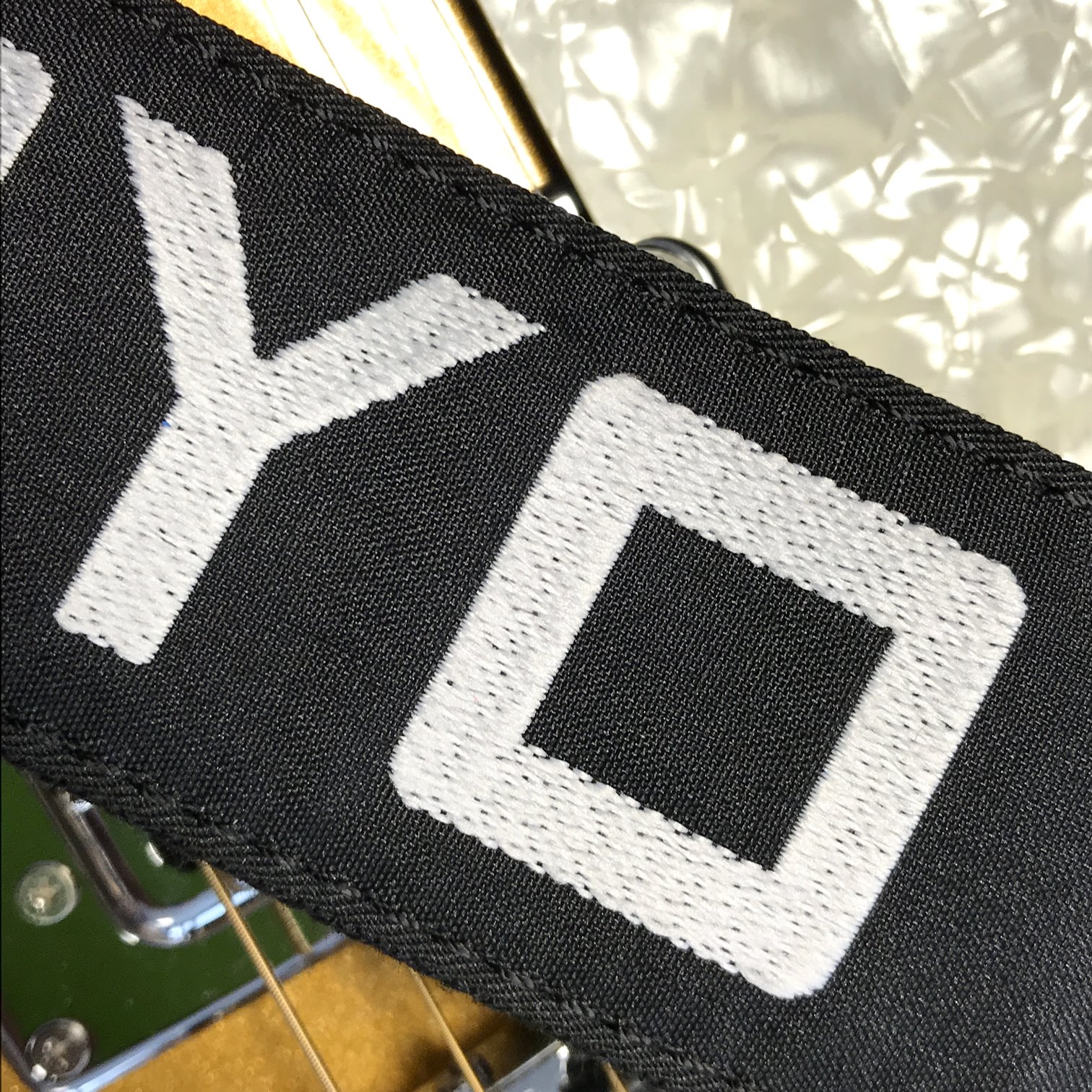 YO ! JOYO - it's a guitar strap