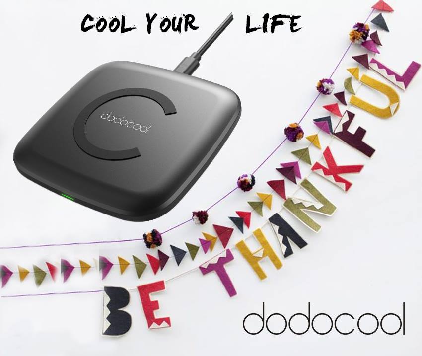 Portable 10mm ultra-thin body and 69g net weight make  #Dodocool Ultra Slim Wireless Charger easy to carry. You can take it to #Thanksgivingday party😎