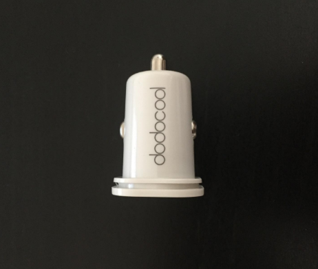 #Dodocool Mini Dual USB Car Charger is a very compact car charger adapter for a variety of gadgets and that has a high build quality. It can charge two devices at the highest possible speed simultaneously