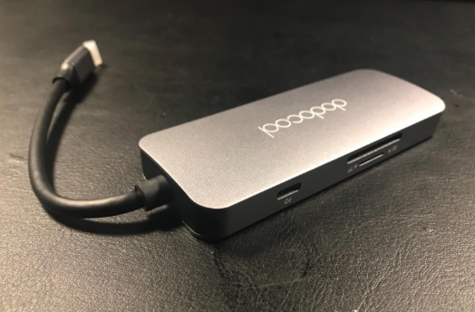 #Dodocool 7-in-1 Multifunction USB-C Hub can use up to 7 attachments at a time. Everything works together. It is small and light, easy to carry around.