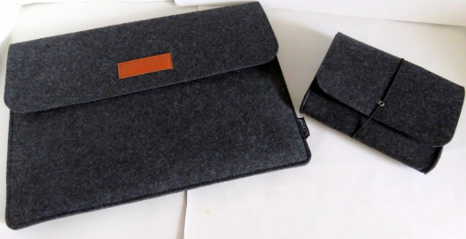 #Dodocool 13.3-Inch Laptop Felt Sleeve Bag is well compatible with most laptops/notebooks/ultrabooks with a display of up to 13.3 inches. It is really fashion.