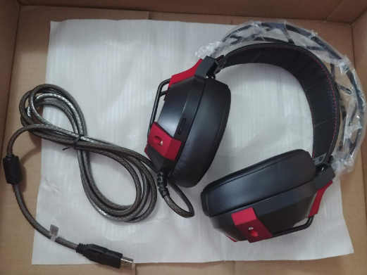 #Dodocool Over-Ear Stereo USB Gaming Headset has perfect bass, and the sound is nice and clear. It can give you the top listening experience out of a game.